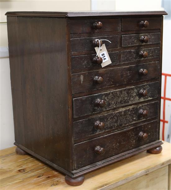 A Victorian mahogany collectors cabinet W.46cm